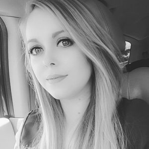 Meet your Posher, Layla